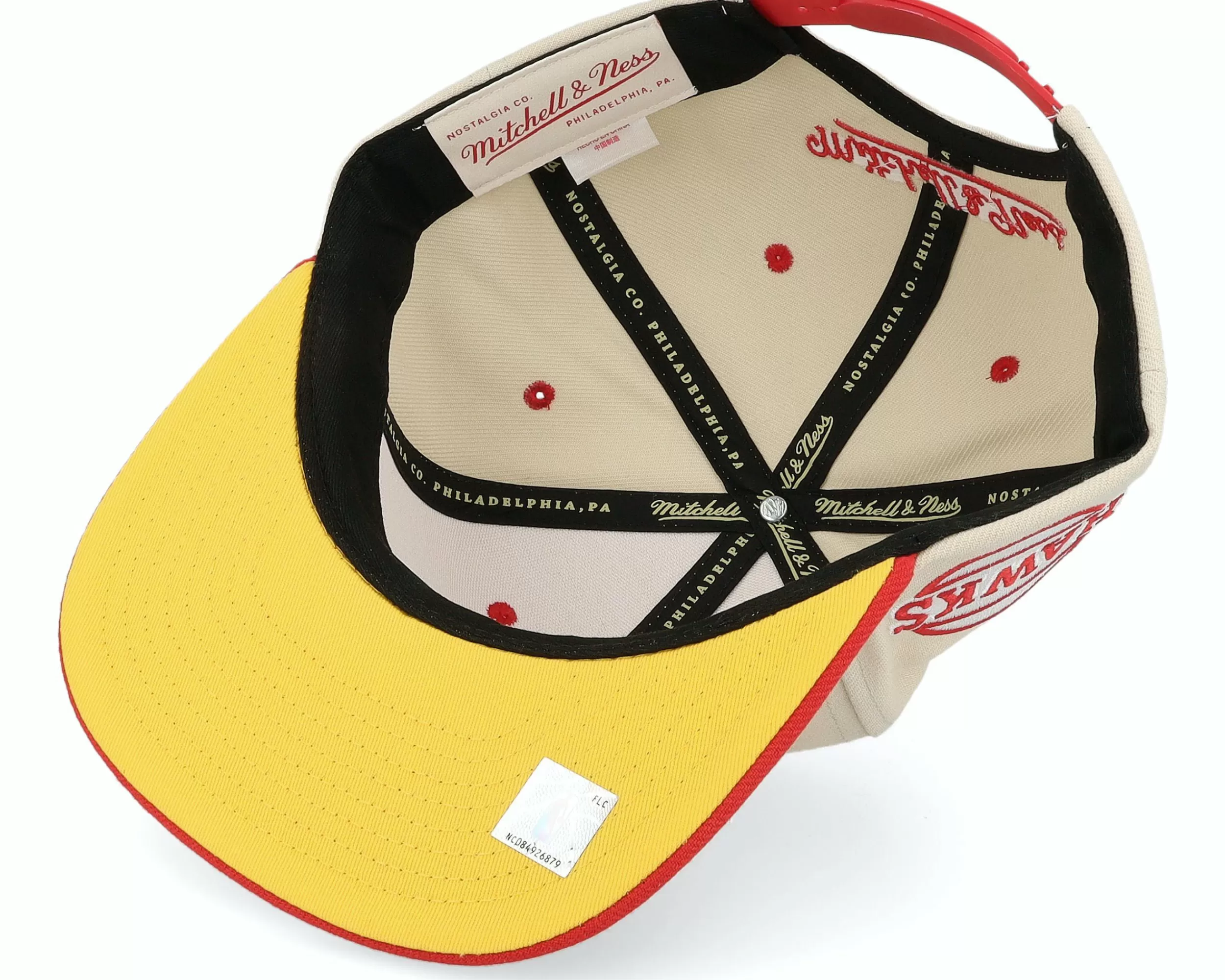 Mitchell & Ness Atlanta Hawks Sail Two Tone Off White/Red Snapback - -Unisex Snapback