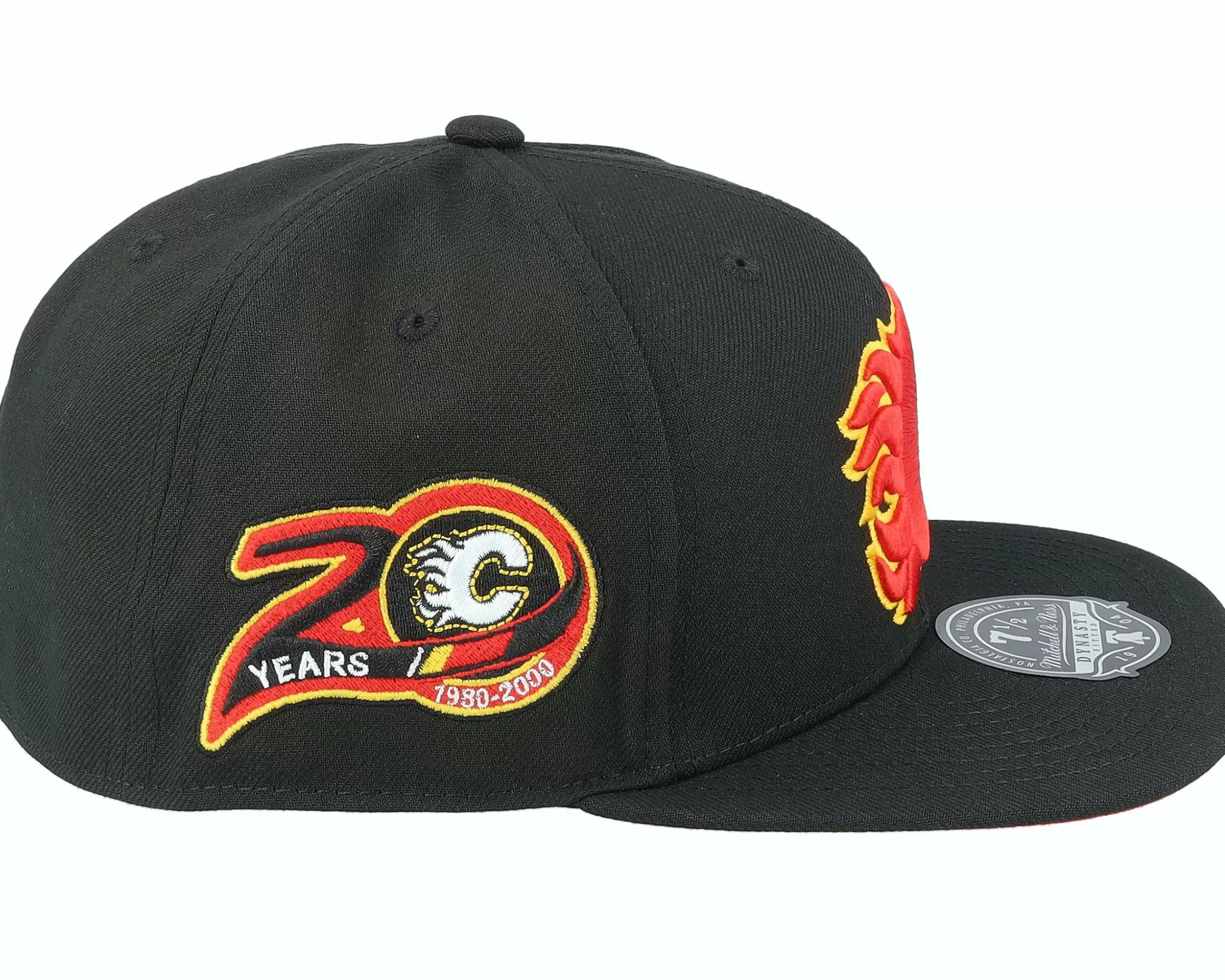 Mitchell & Ness Calgary Flames Vintage Black Fitted - -Unisex Fitted