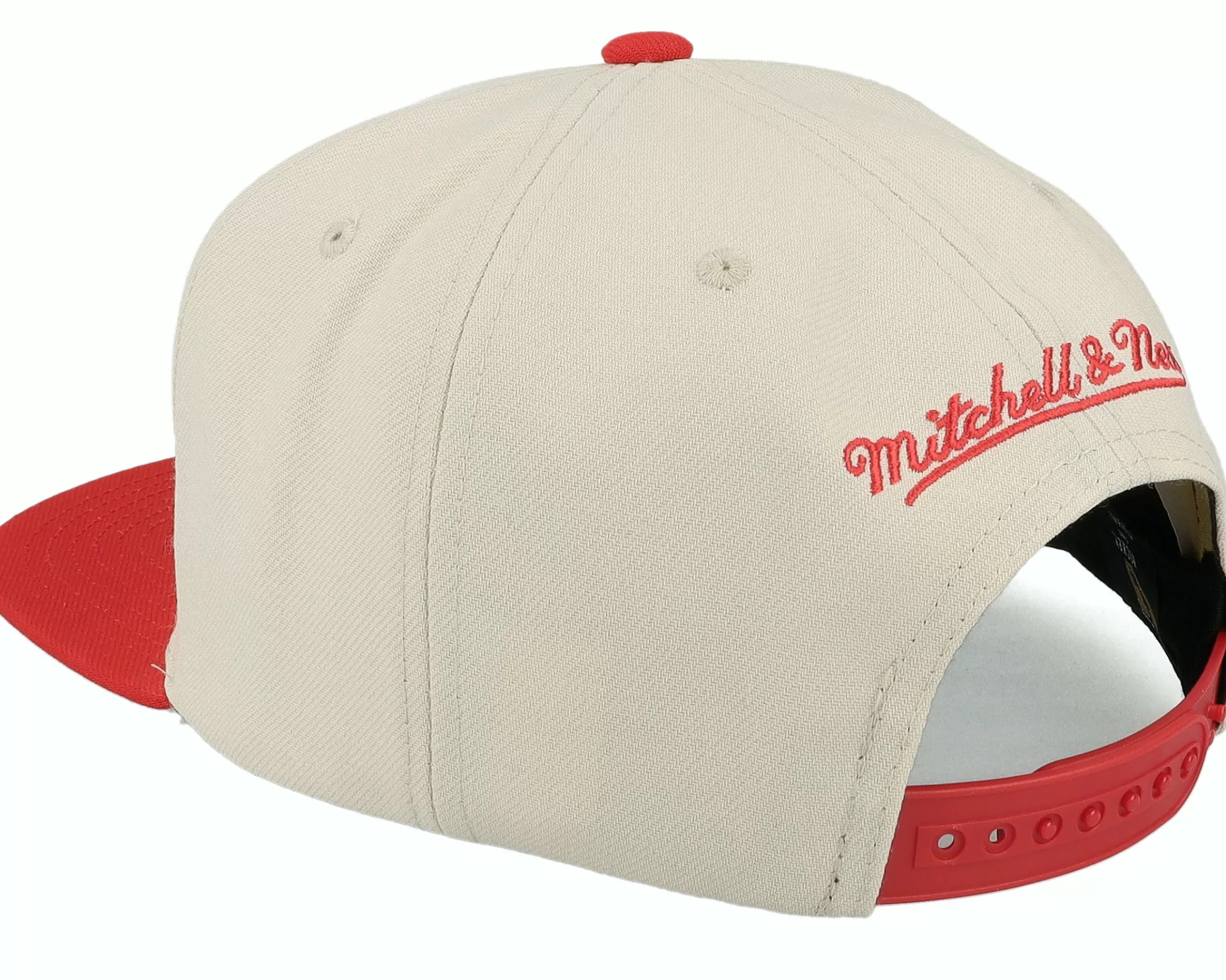 Mitchell & Ness Calgary Flames Vintage Off White Snapback - -Unisex Snapback