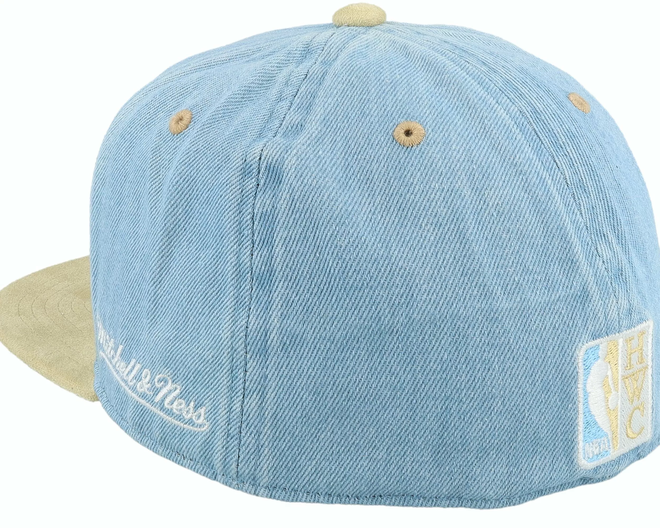 Mitchell & Ness Charlotte Hornets Blue Jean Baby Light Blue Fitted - -Unisex Fitted