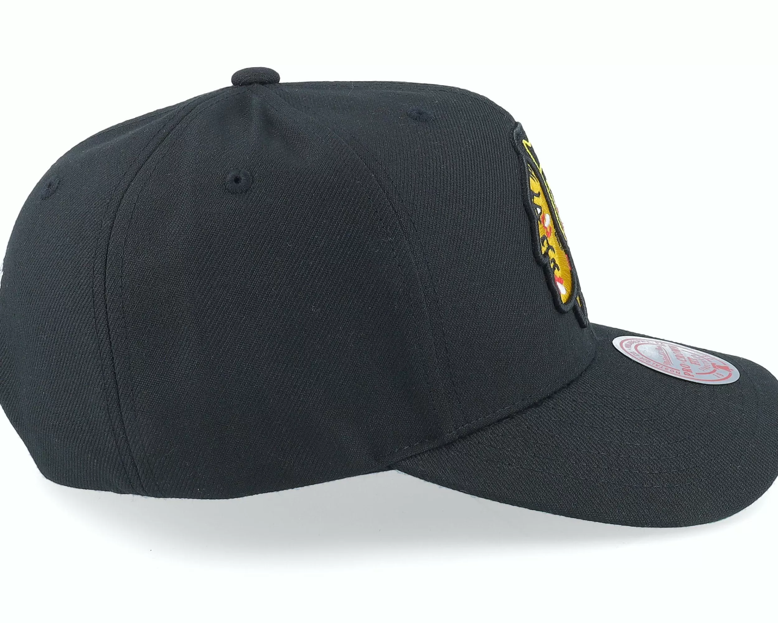 Mitchell & Ness Chicago Blackhawks Team Ground 2.0 Pro Black Adjustable - -Unisex Adjustable