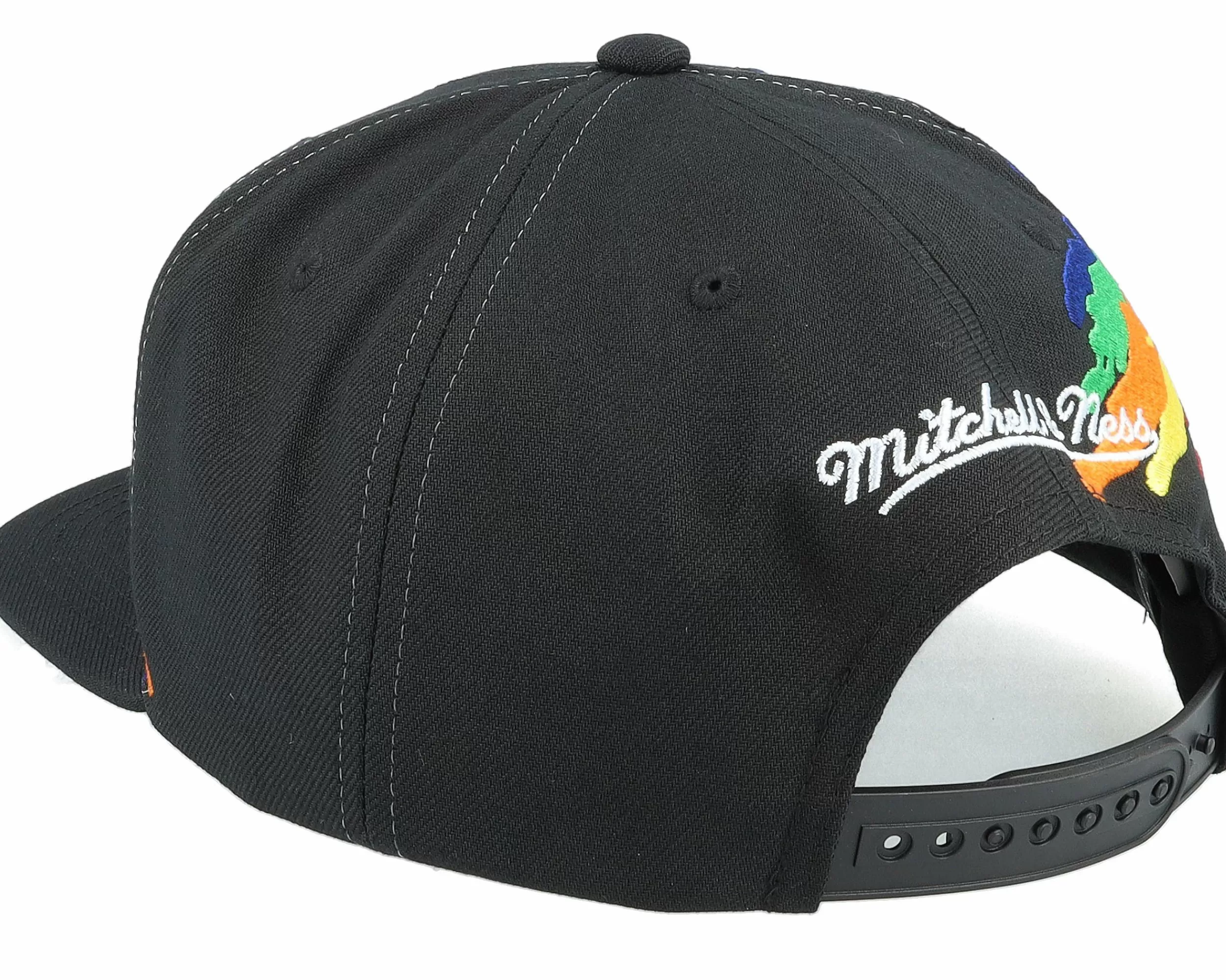 Mitchell & Ness Chicago Blackhawks Vintage Paintbrush Black Snapback - -Unisex Snapback