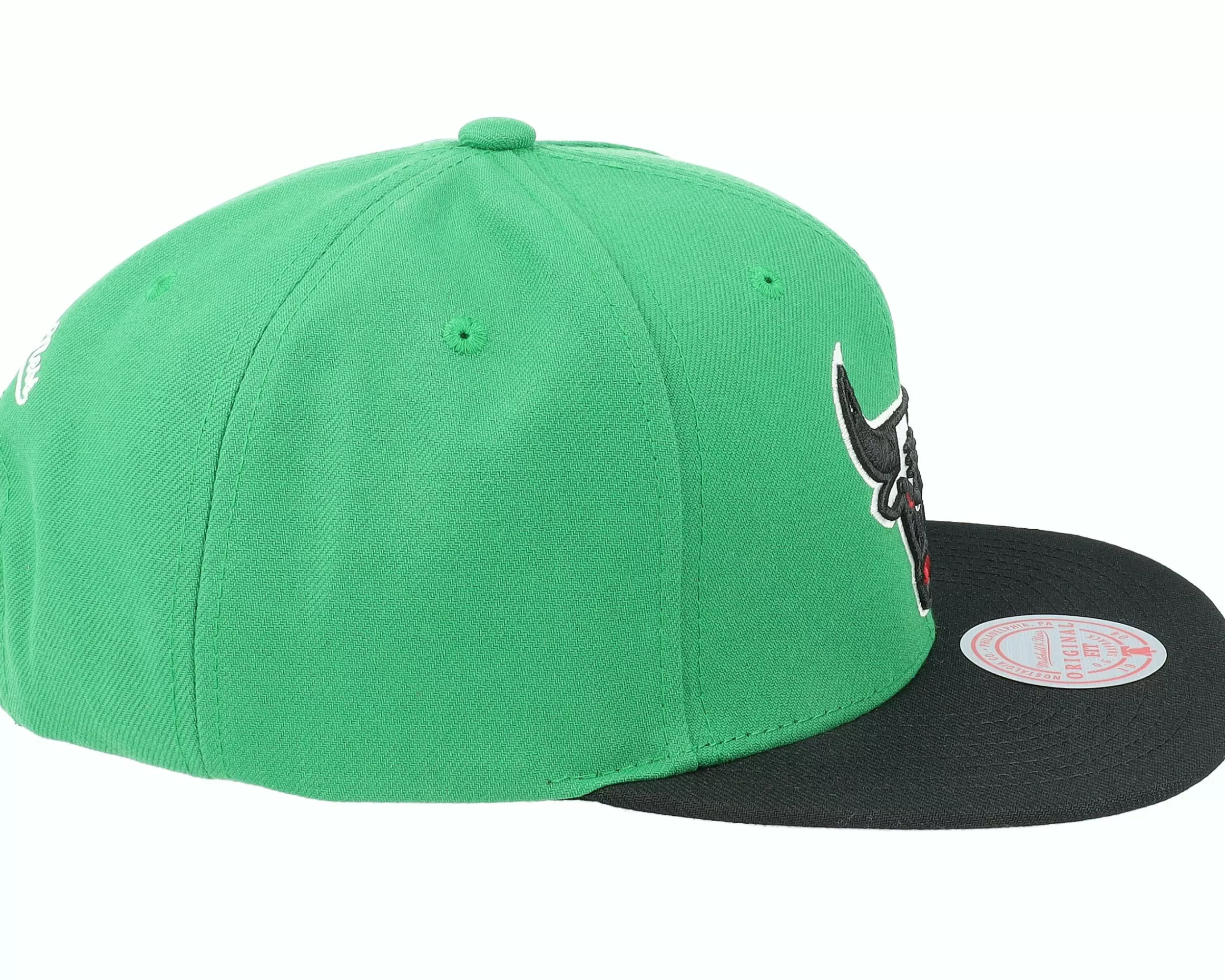 Mitchell & Ness Chicago Bulls Core Basic Green/Black Snapback - -Unisex Snapback