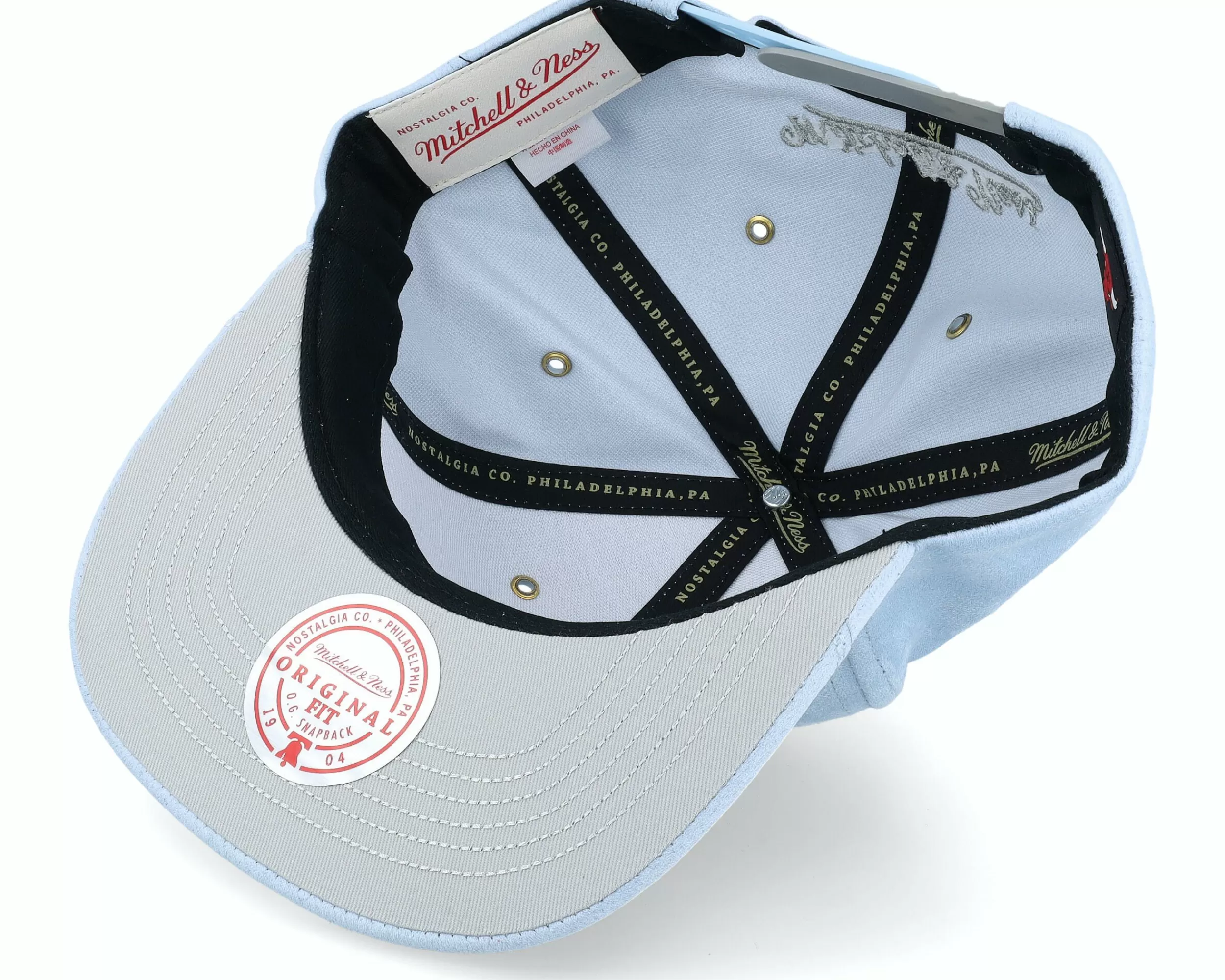 Mitchell & Ness Chicago Bulls Day 4 Light Blue/Heather Grey Snapback - -Unisex Snapback