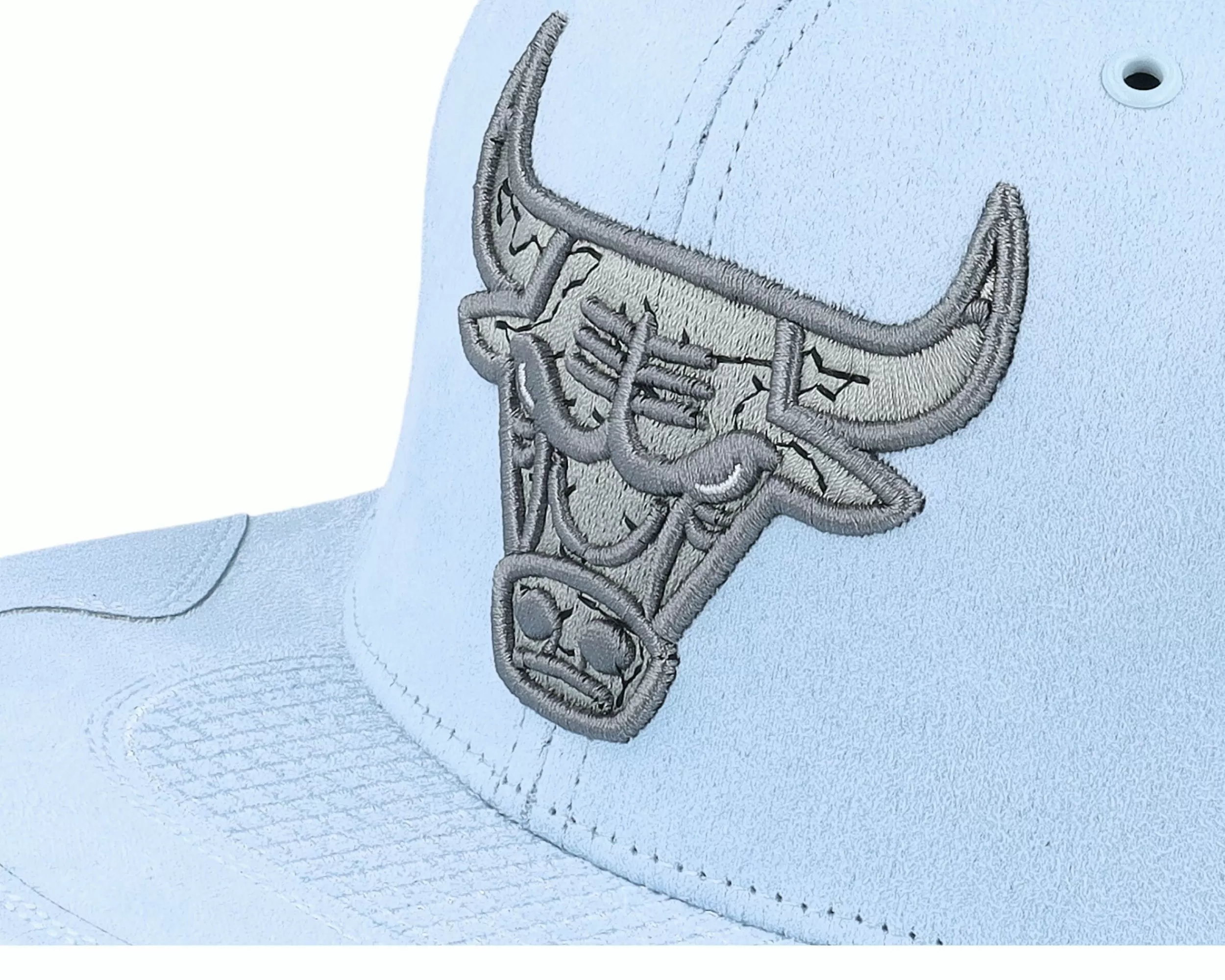 Mitchell & Ness Chicago Bulls Day 4 Light Blue/Heather Grey Snapback - -Unisex Snapback