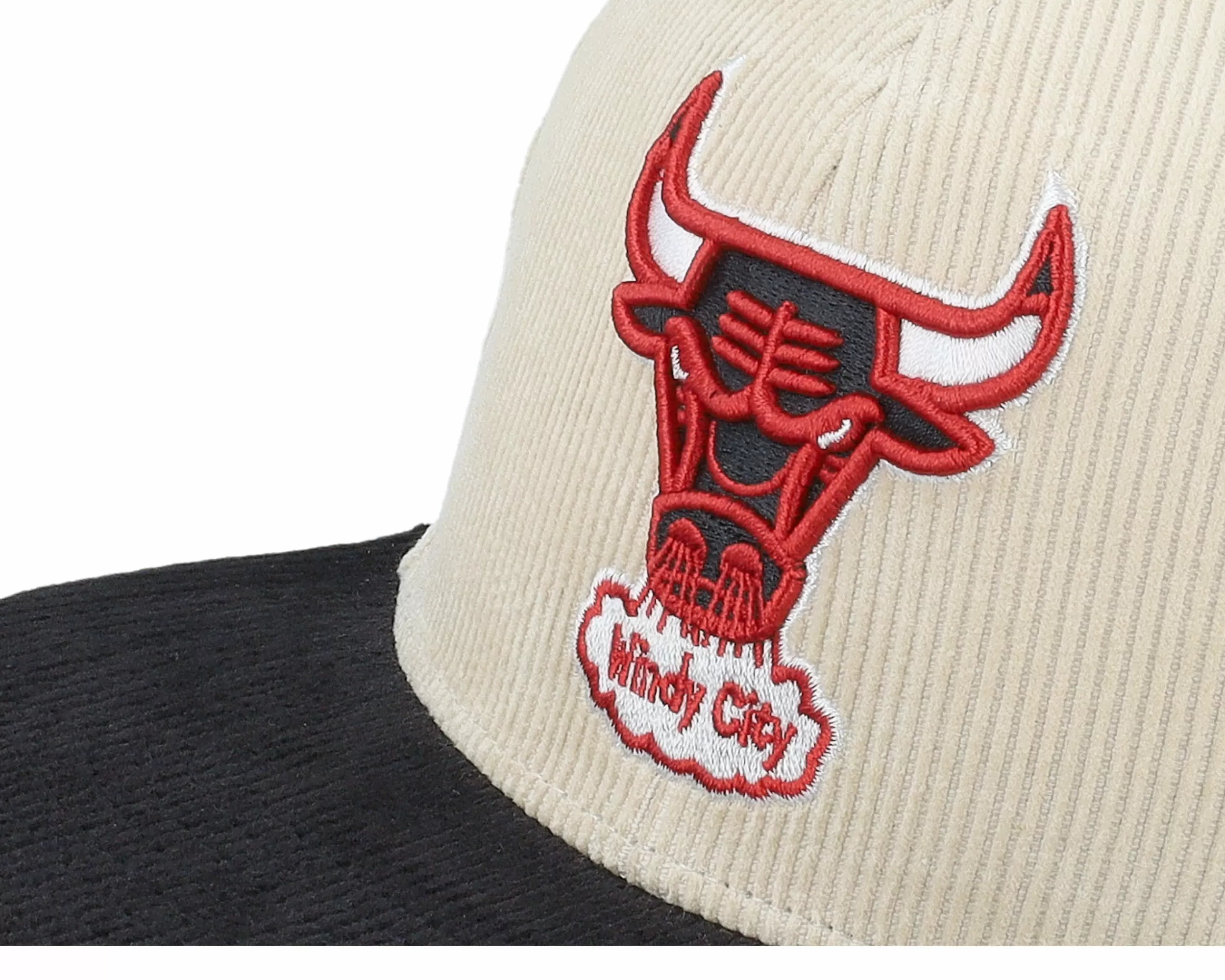 Mitchell & Ness Chicago Bulls Team Cord Off White/Black Fitted - -Unisex Fitted