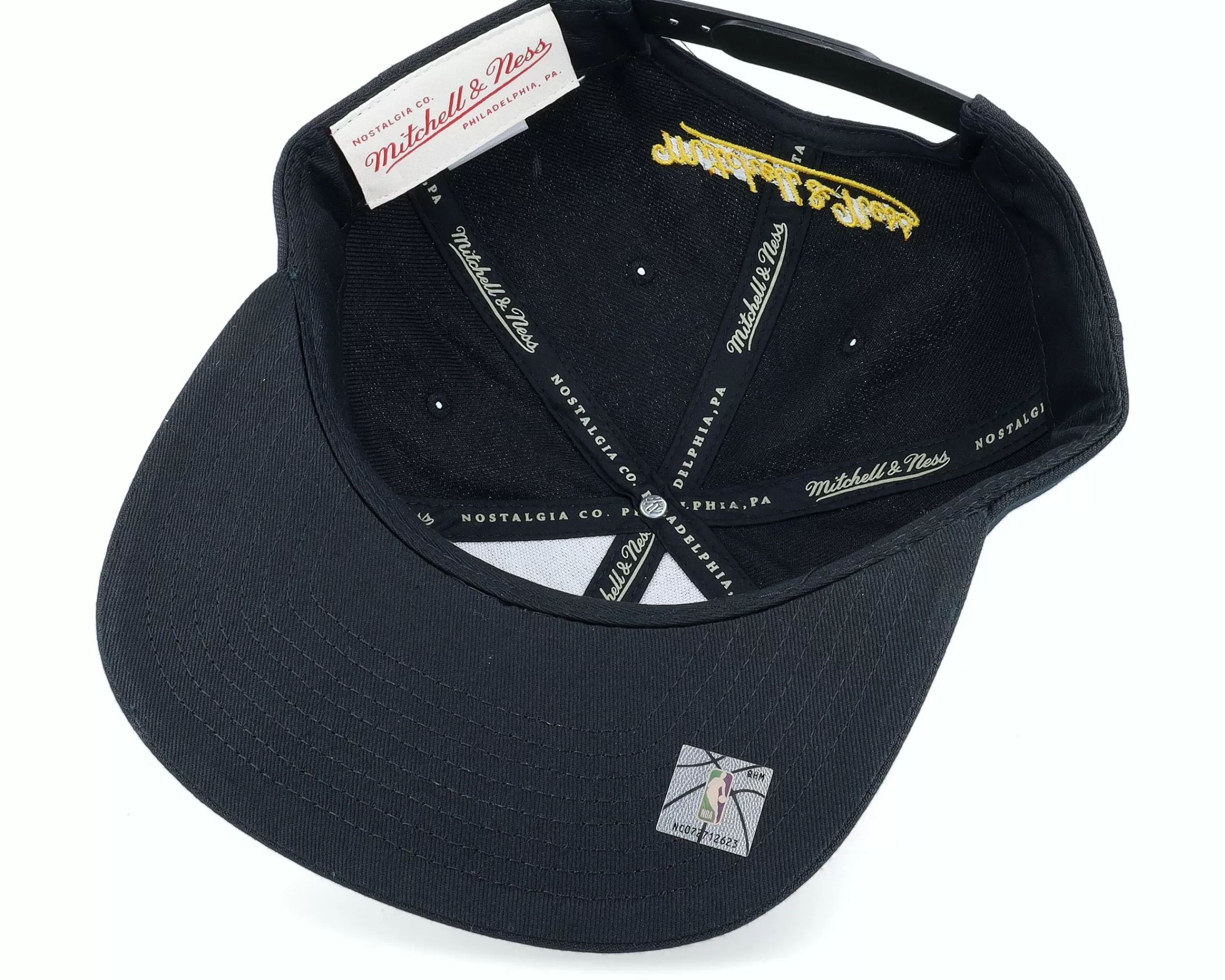 Mitchell & Ness Golden State Warriors Core Basic Black Snapback - -Unisex Snapback