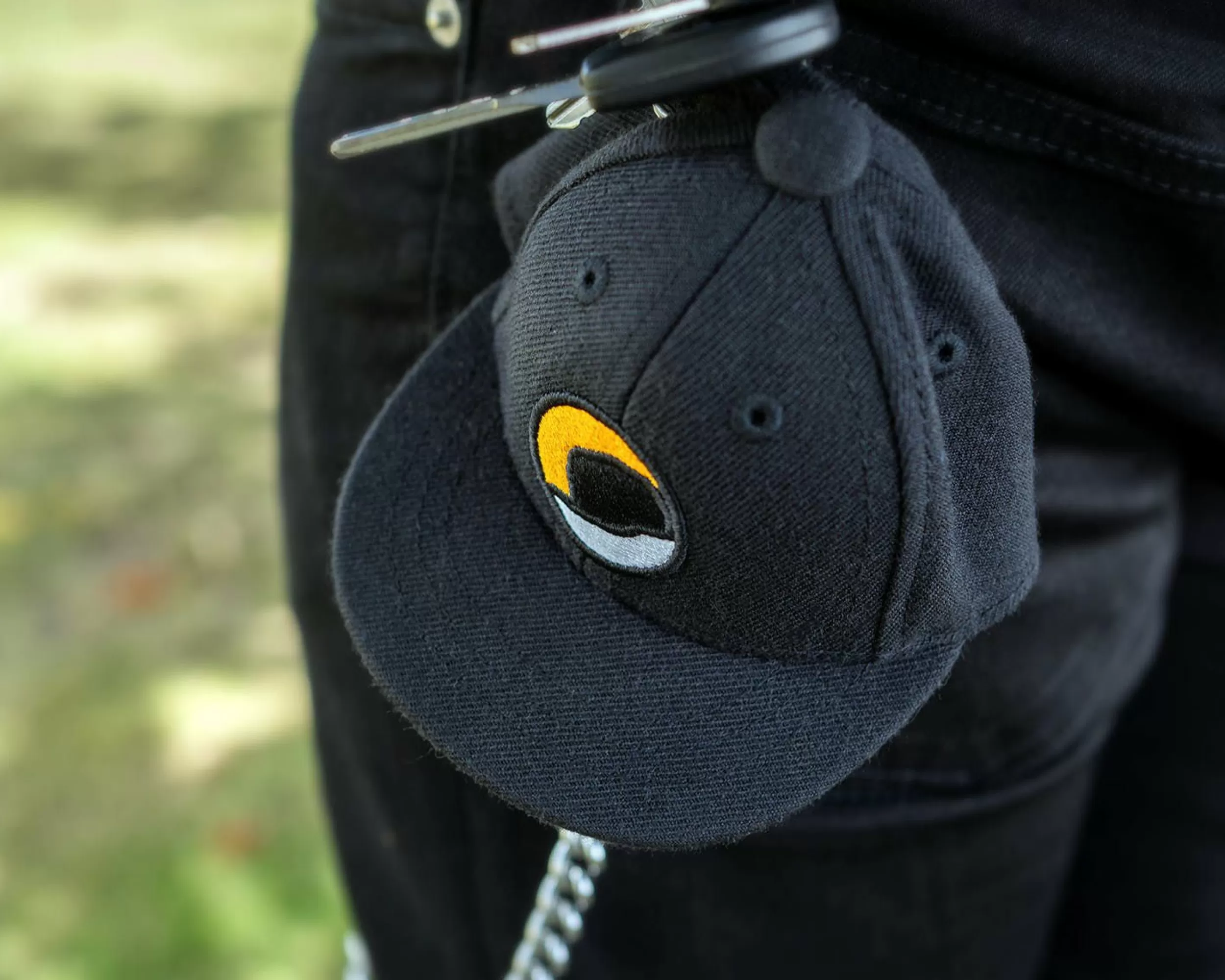 Mitchell & Ness Hatstore Exclusive X Logo Hatstore Souvenir Mini Cap Black Fitted - -Unisex Fitted