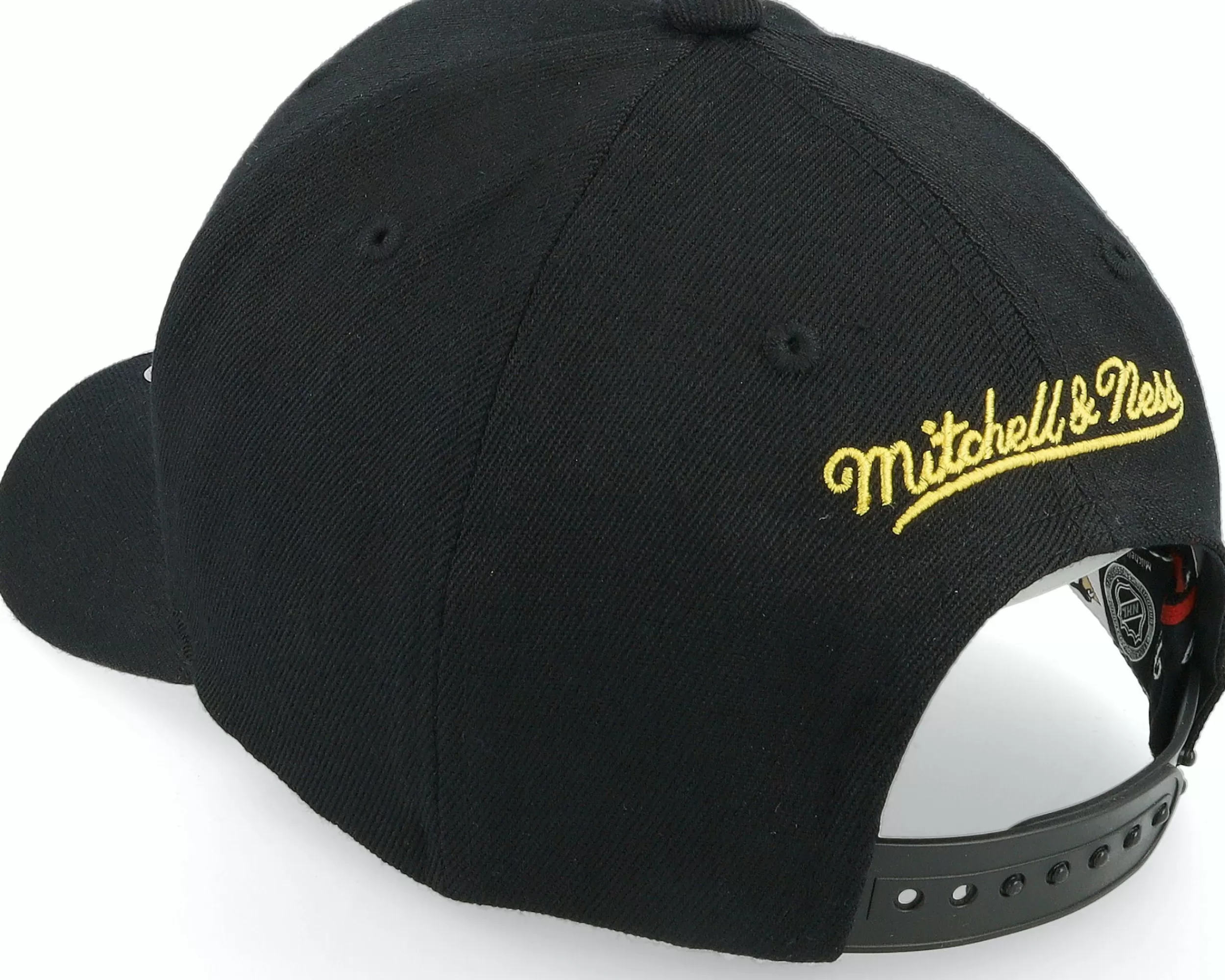 Mitchell & Ness Hatstore Exclusive X Pittsburgh Penguins Winter Classic 2011 Patch Black Adjustable - -Unisex Adjustable