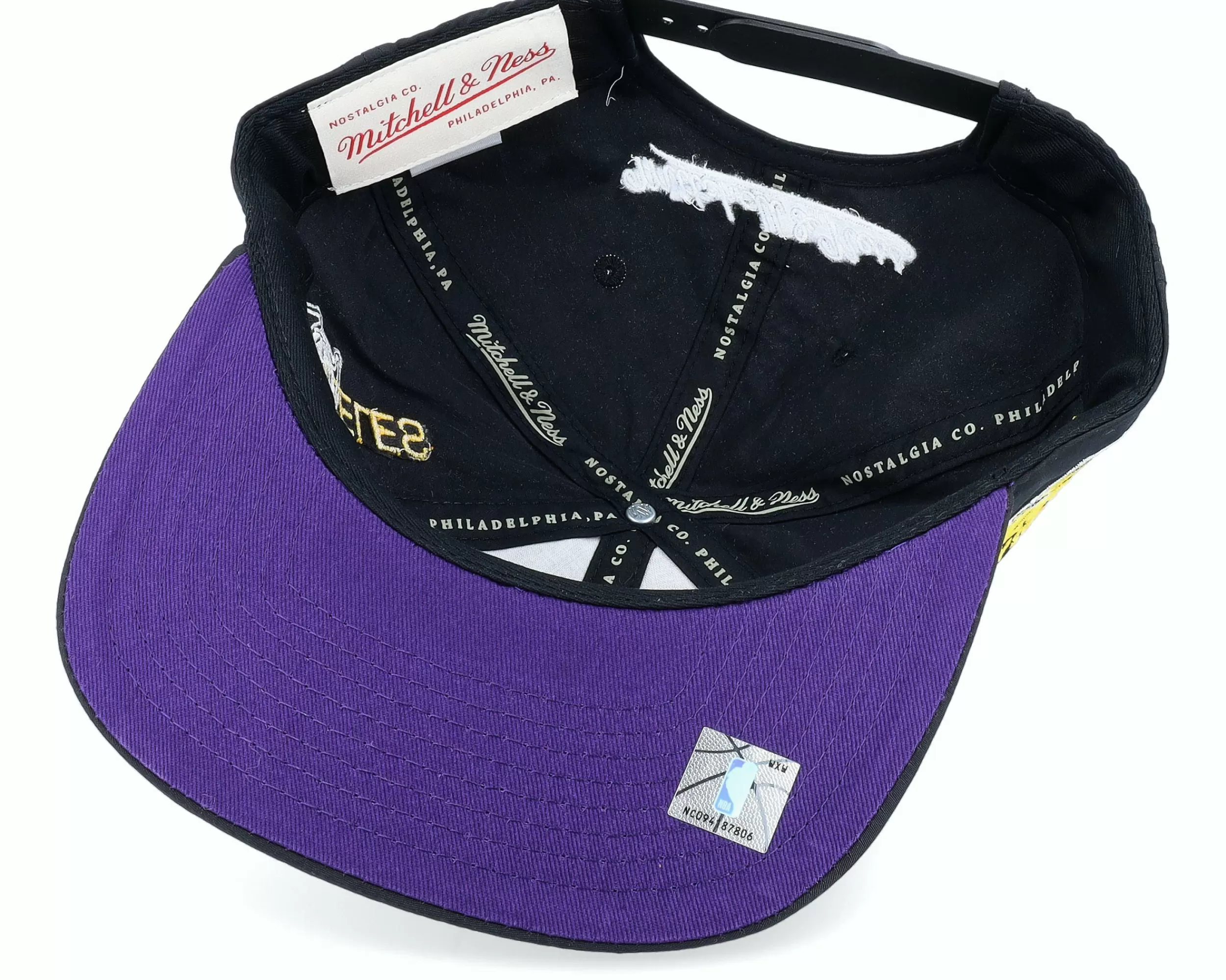 Mitchell & Ness Los Angeles Lakers Nylon Szn Deadstock Black Snapback - -Unisex Snapback