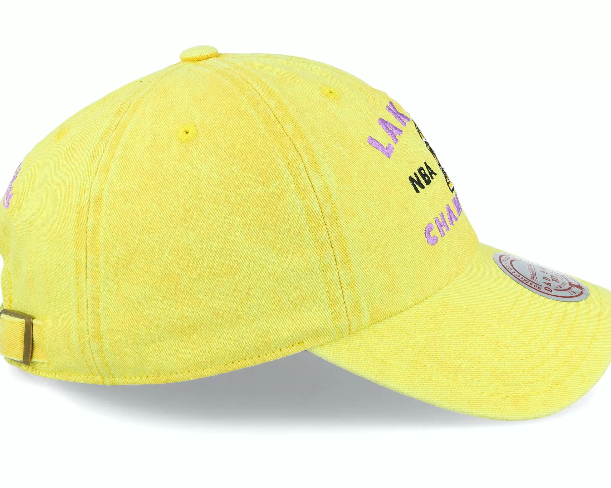 Mitchell & Ness Los Angeles Lakers Stone Washed Champions Yellow Dad Cap - -Unisex Dad Cap