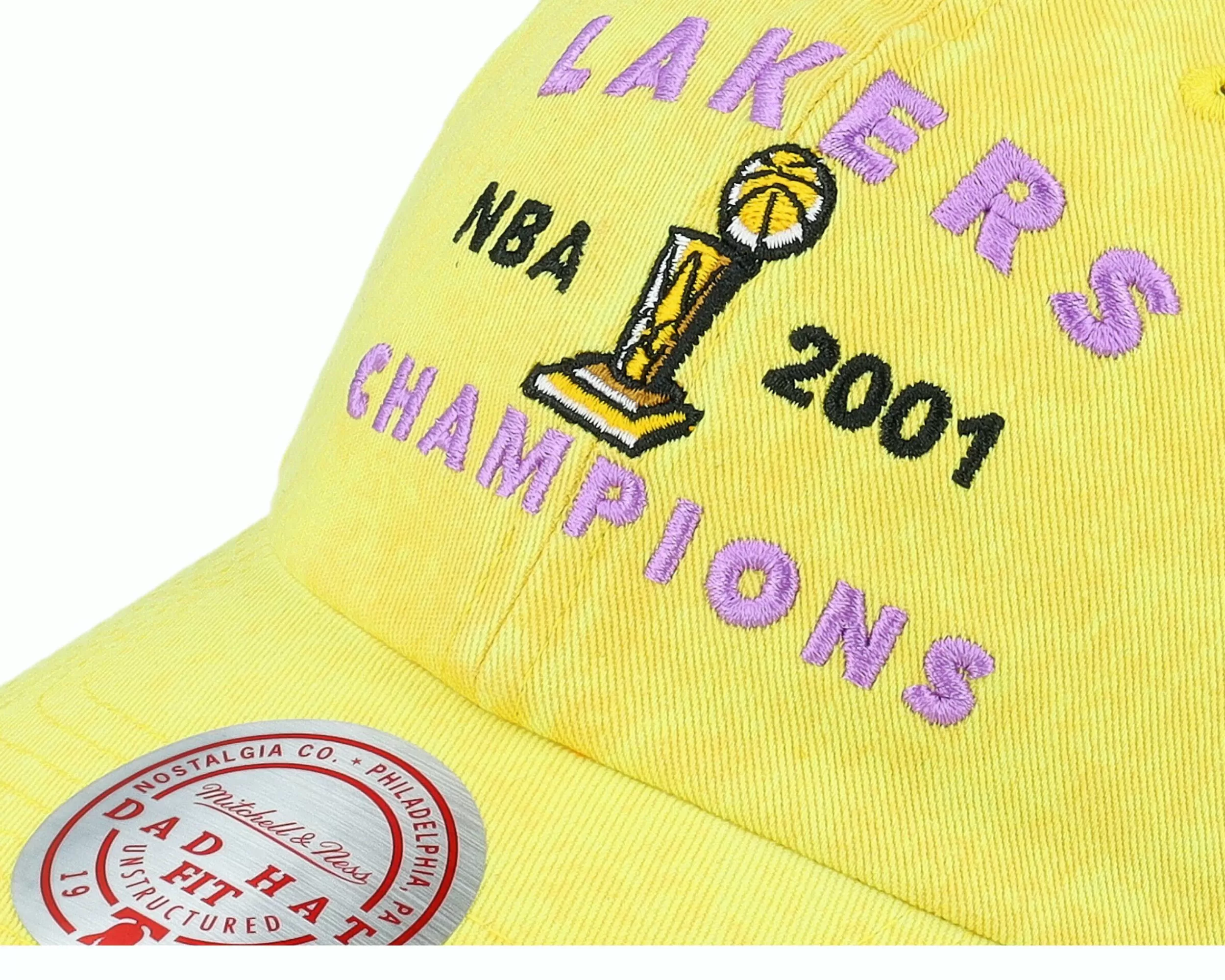 Mitchell & Ness Los Angeles Lakers Stone Washed Champions Yellow Dad Cap - -Unisex Dad Cap
