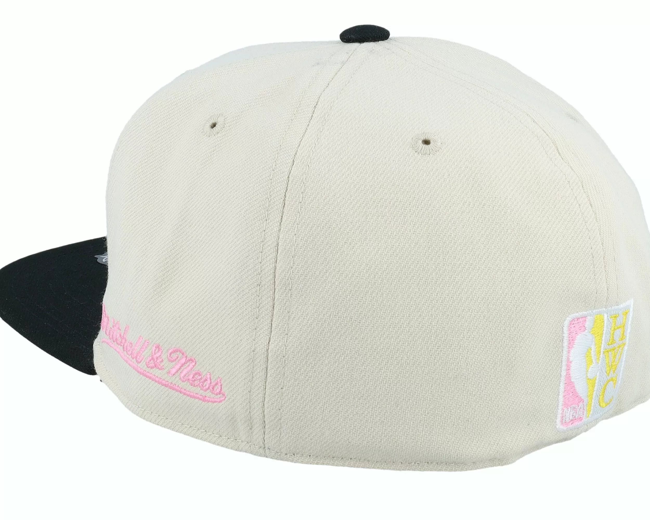 Mitchell & Ness Miami Heat Ivory Pastel Off White Fitted - -Unisex Fitted