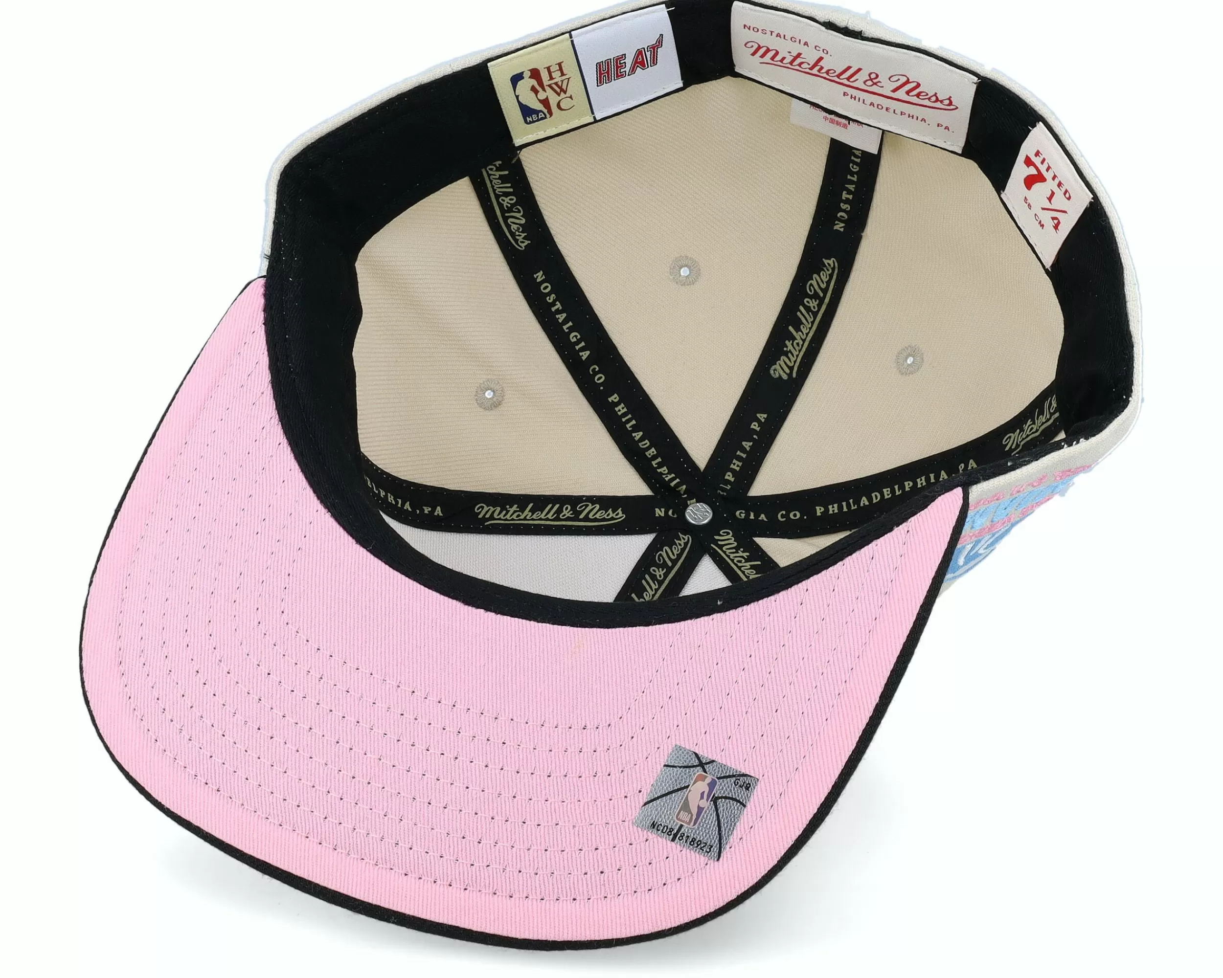 Mitchell & Ness Miami Heat Ivory Pastel Off White Fitted - -Unisex Fitted