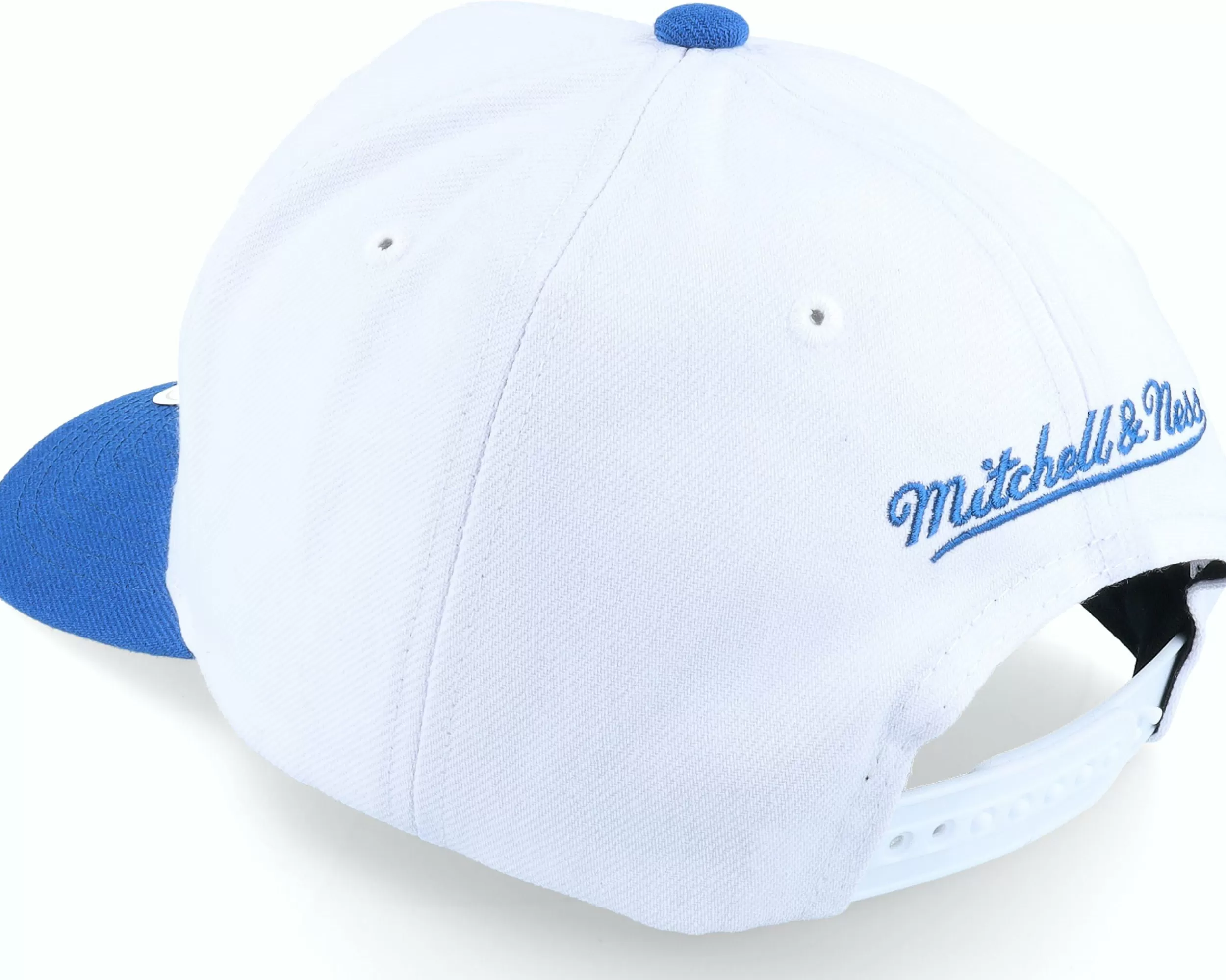 Mitchell & Ness Minnesota Timberwolves Eam 2 Tone 2.0 Pro White/Blue Adjustable - -Unisex Adjustable