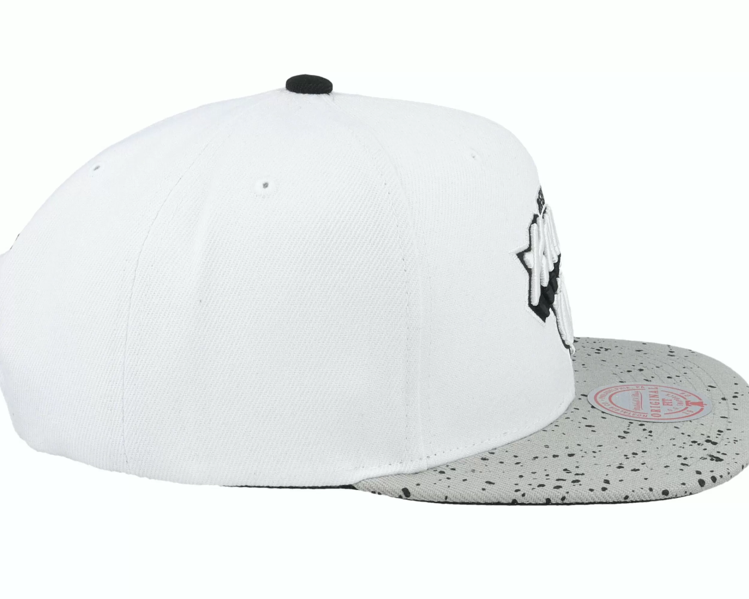 Mitchell & Ness New York Knicks Cement Top White/Silver Snapback - -Unisex Snapback