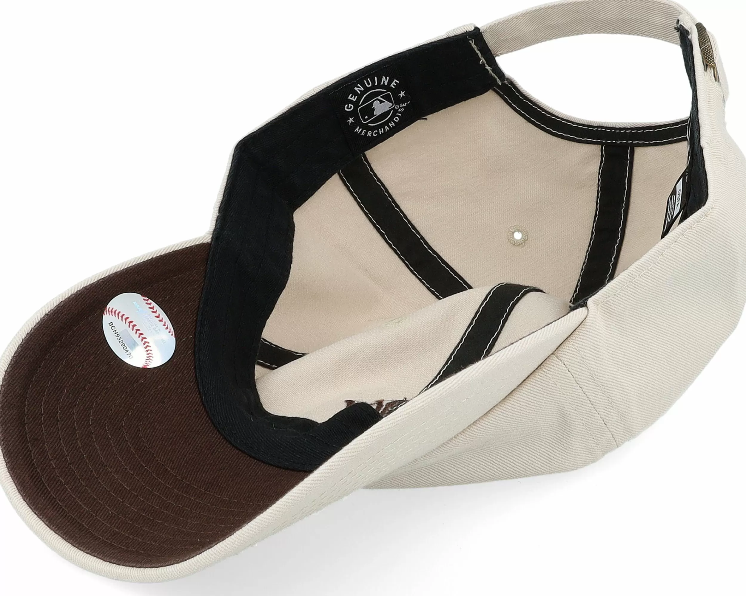 47 Brand New York Yankees Ballpark Clean Up Bone Dad Cap - -Unisex Dad Cap