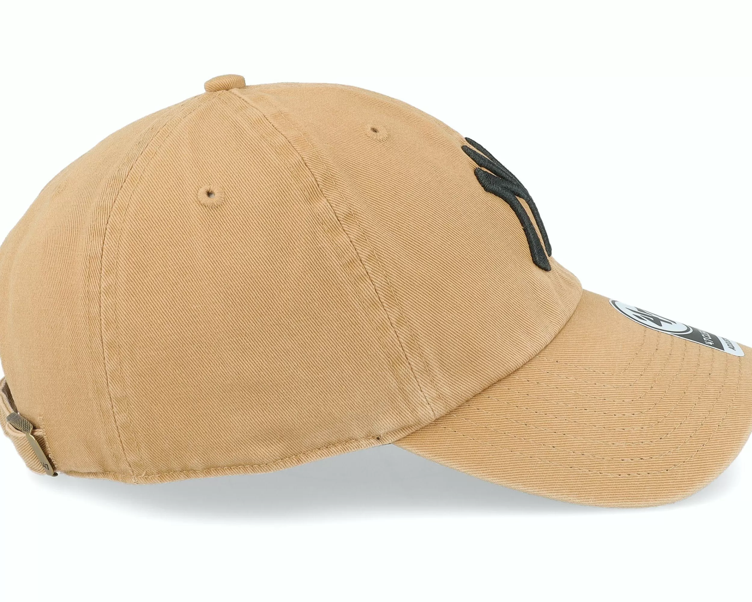 47 Brand New York Yankees Ballpark Clean Up Camel Dad Cap - -Unisex Dad Cap