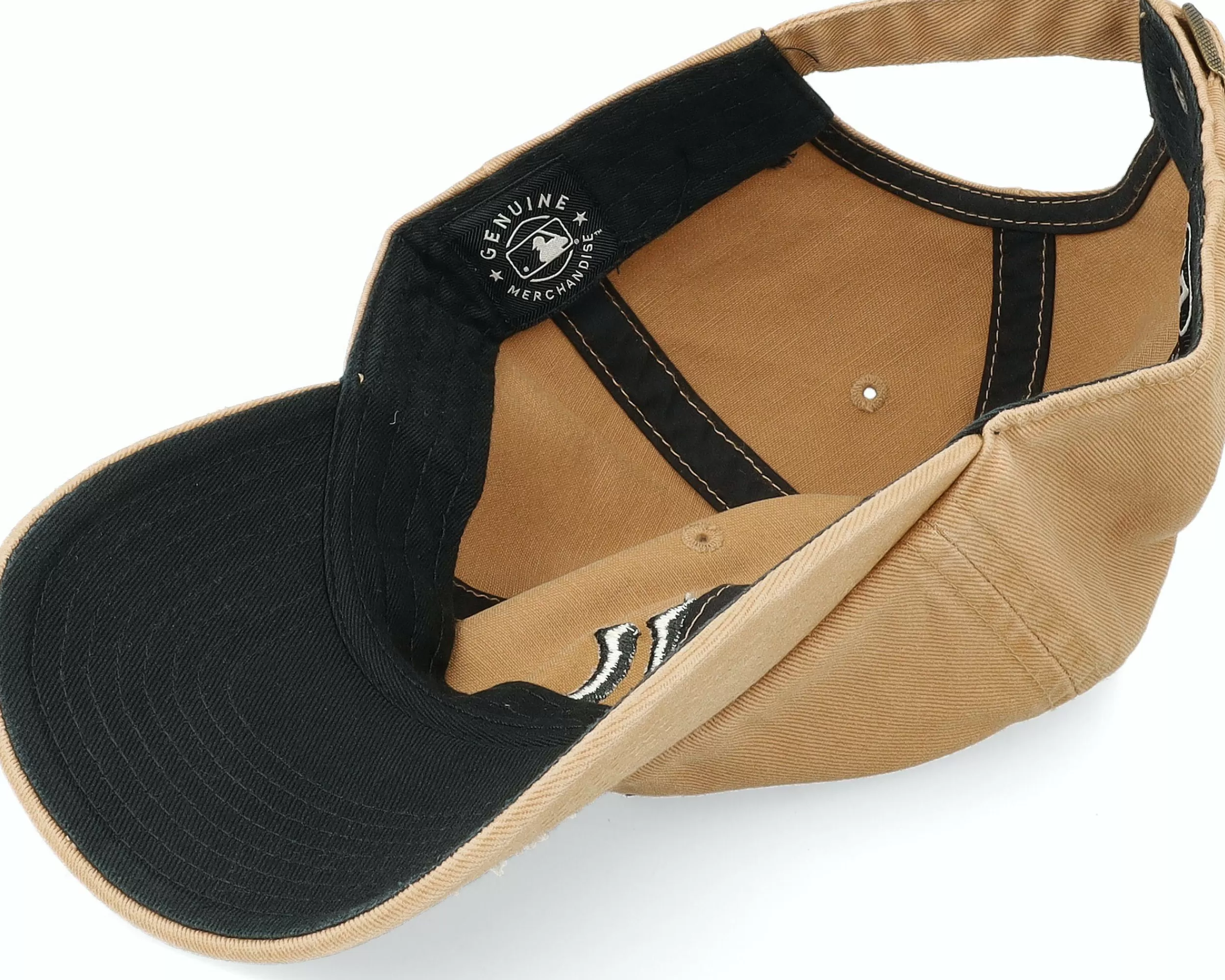 47 Brand New York Yankees Ballpark Clean Up Camel Dad Cap - -Unisex Dad Cap