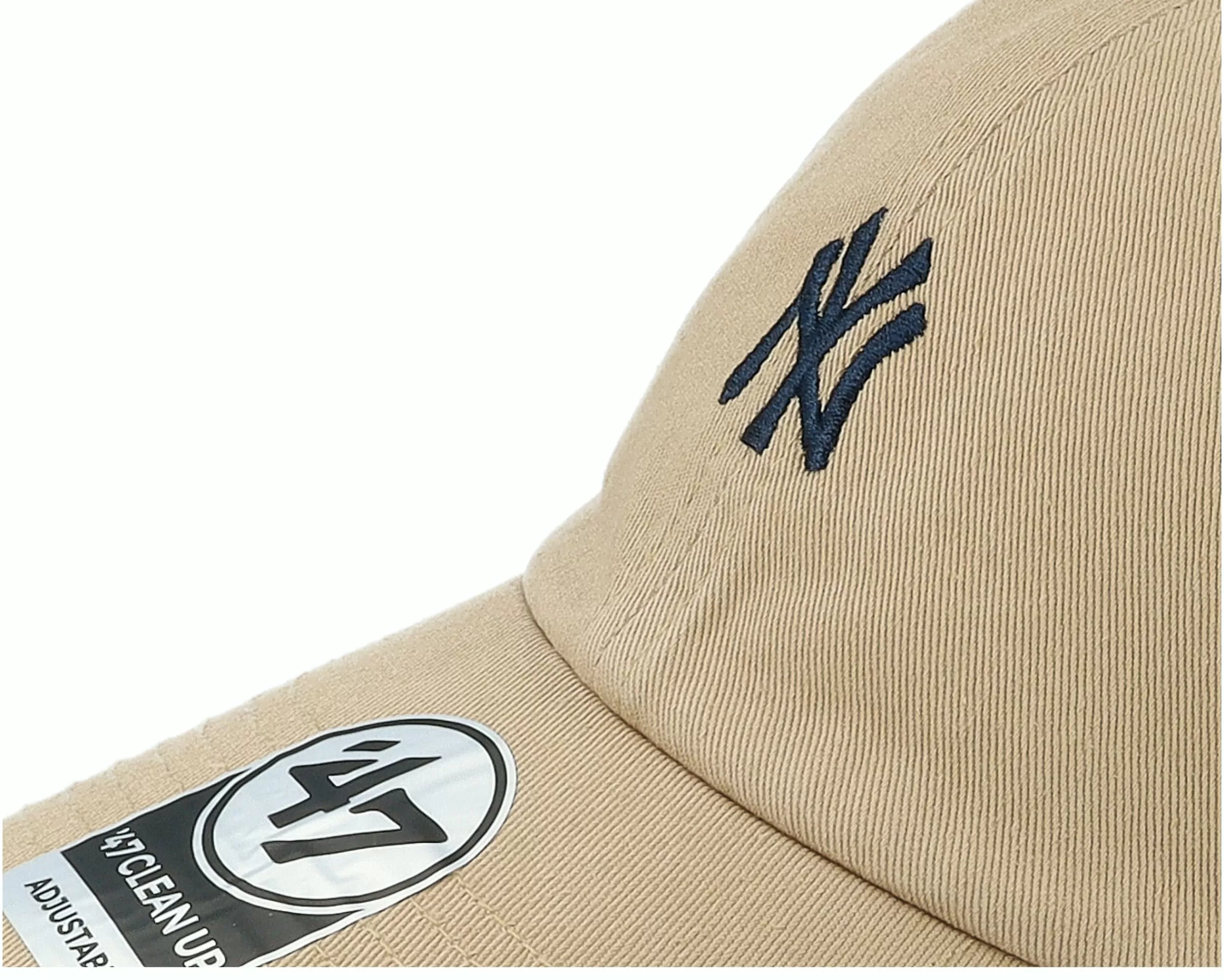47 Brand New York Yankees Base Runner Clean Up Khaki Dad Cap - -Unisex Dad Cap