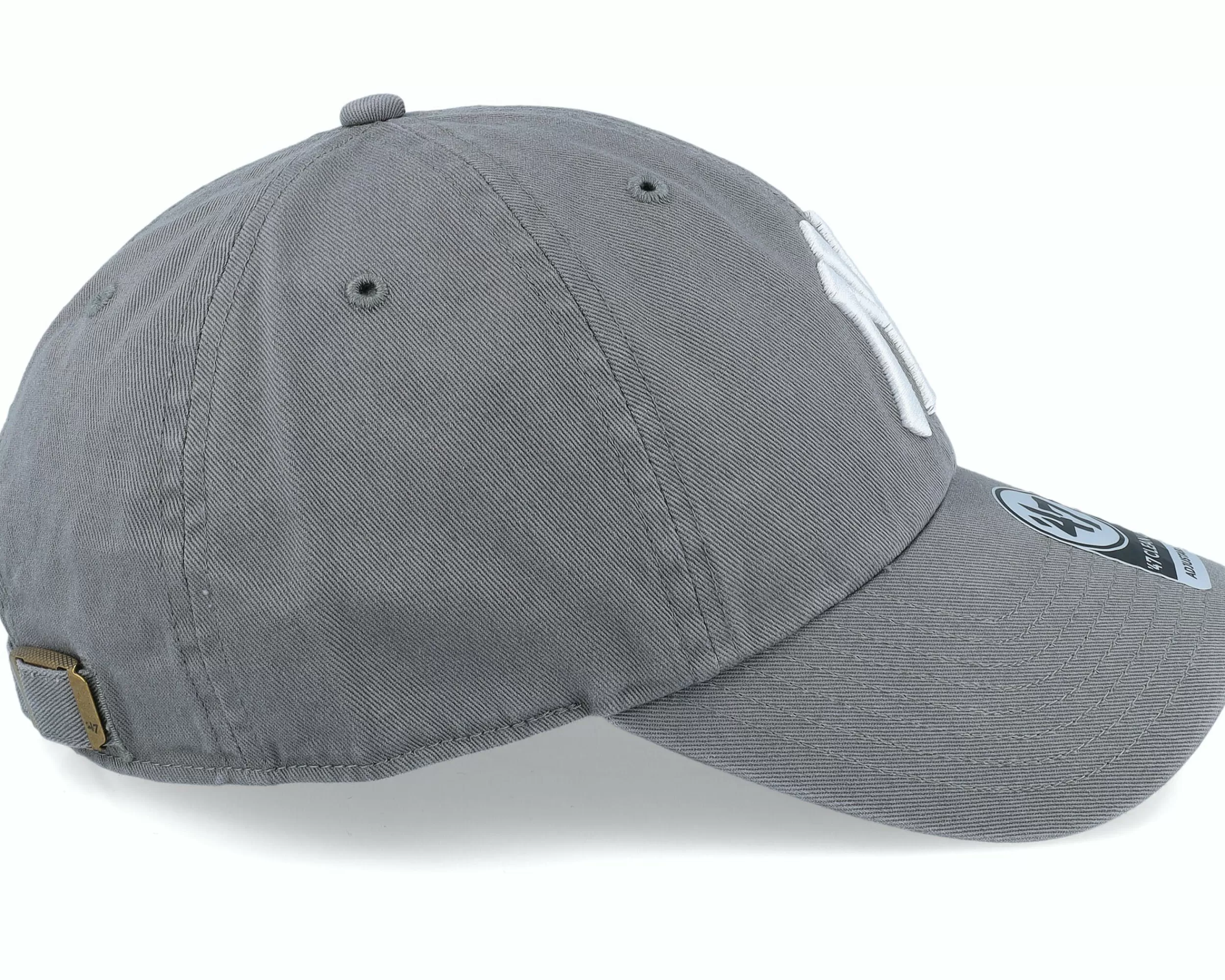 47 Brand New York Yankees Clean Up Dark Grey Dad Cap - -Unisex Dad Cap