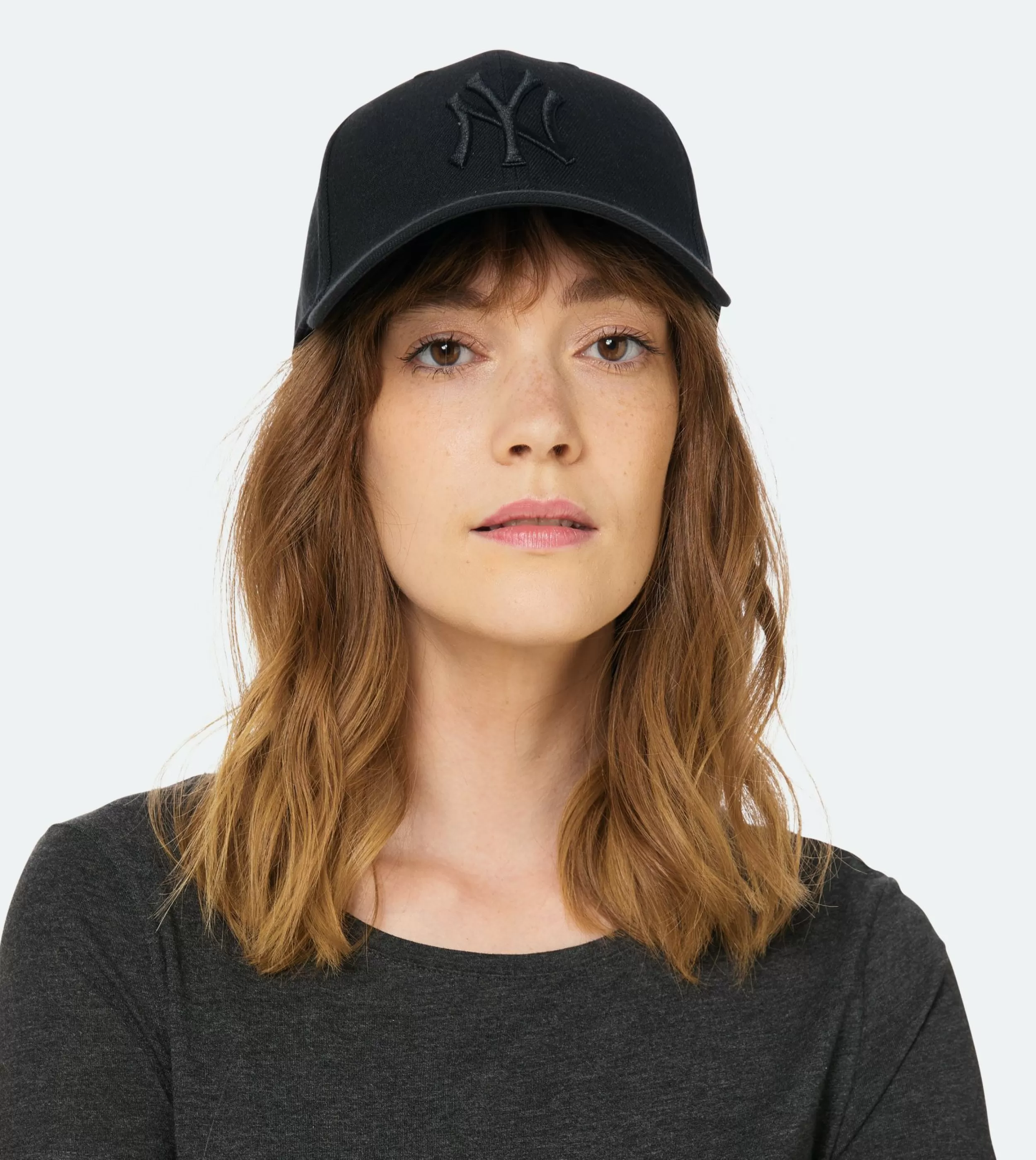 47 Brand New York Yankees Mvp Black/Black Adjustable - -Unisex Adjustable