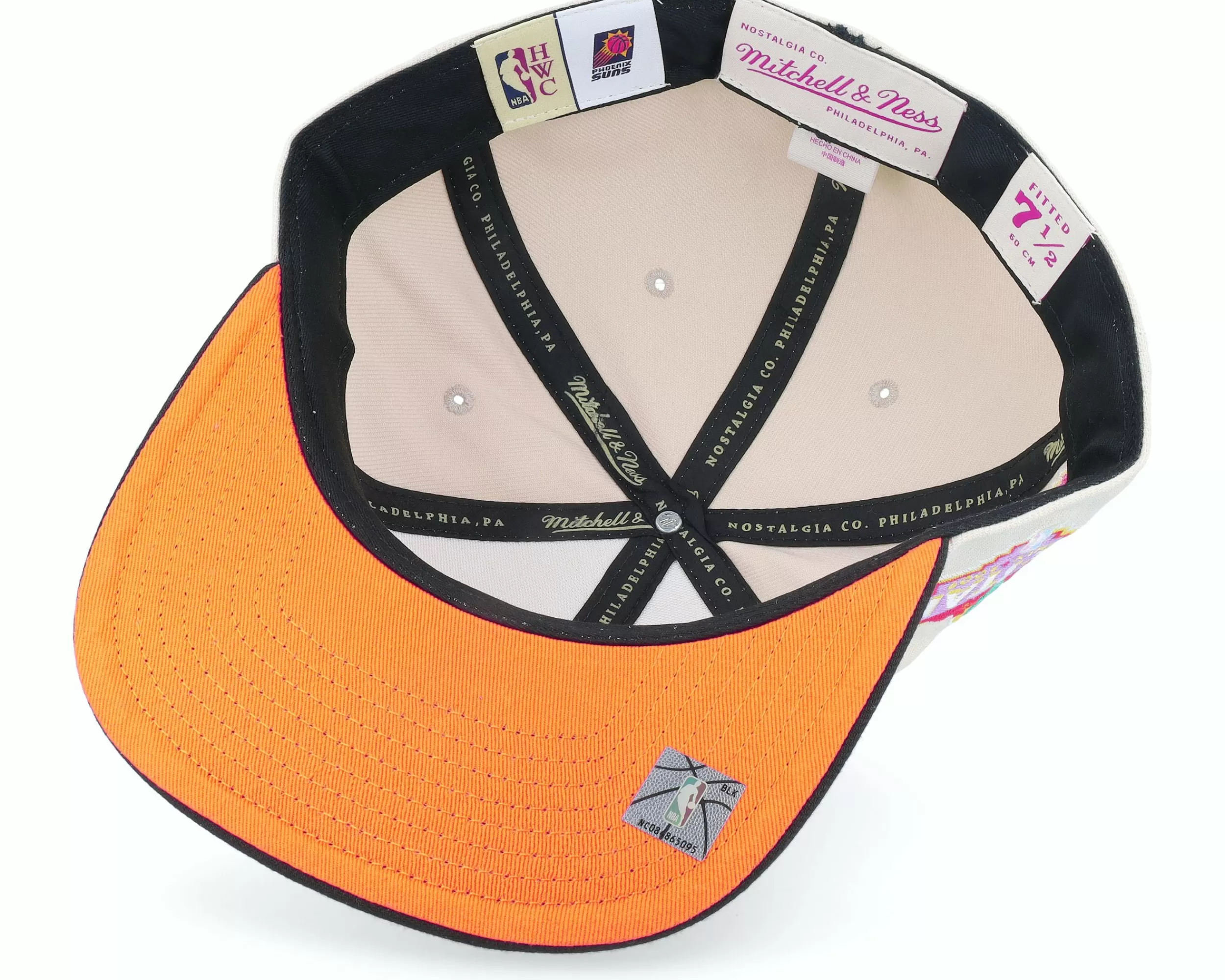 Mitchell & Ness Phoenix Suns Ivory Pastel Off White Fitted - -Unisex Fitted