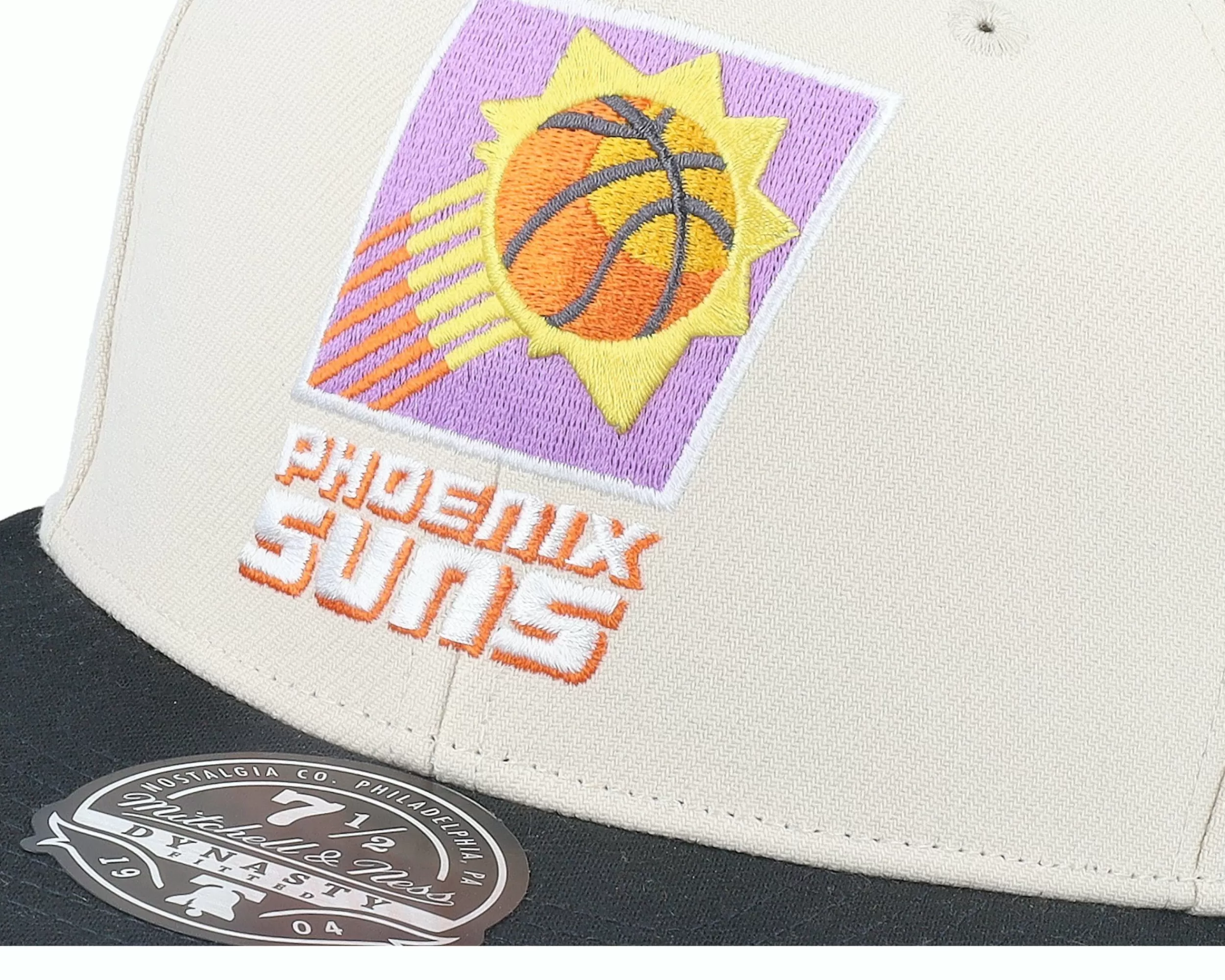 Mitchell & Ness Phoenix Suns Ivory Pastel Off White Fitted - -Unisex Fitted