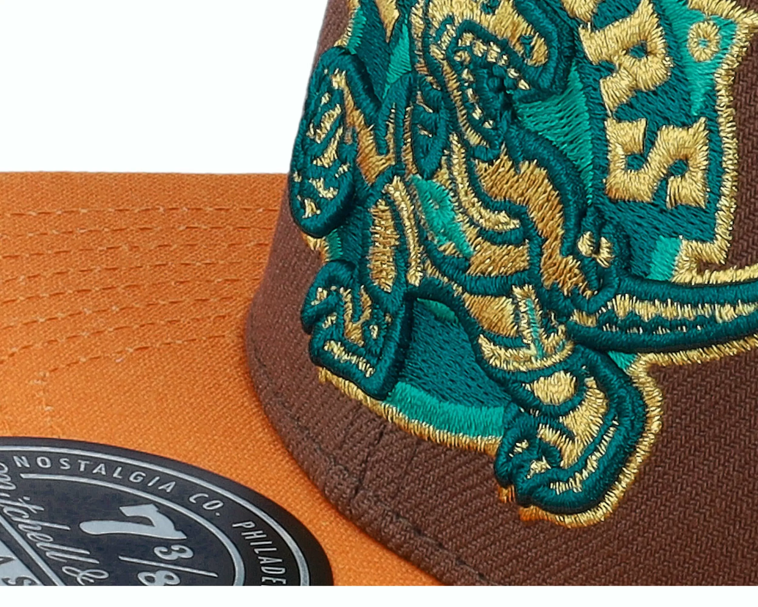 Mitchell & Ness Toronto Raptors Copper Top Brown Fitted - -Unisex Fitted