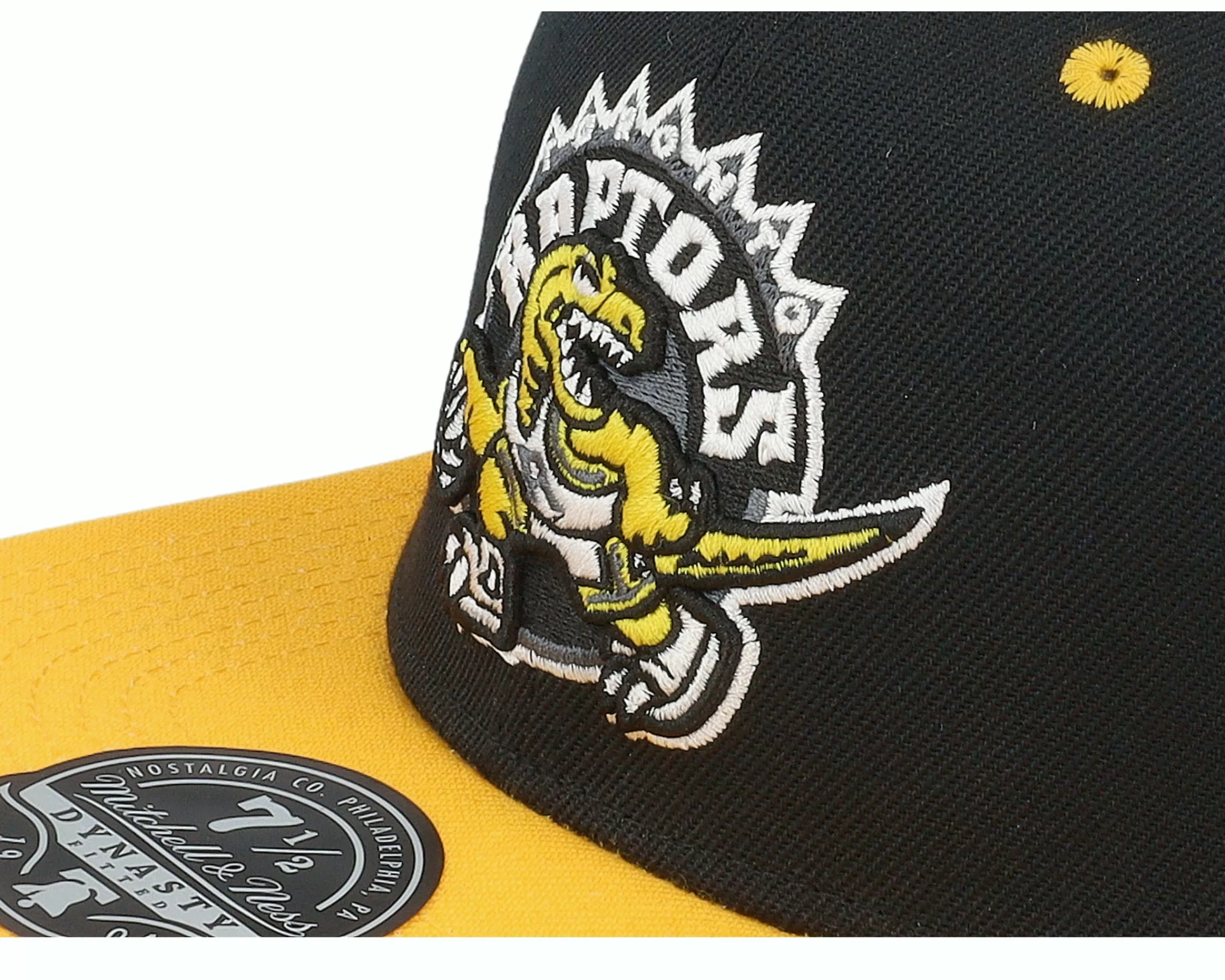 Mitchell & Ness Toronto Raptors Yellow Toe Black/Yellow Fitted - -Unisex Fitted