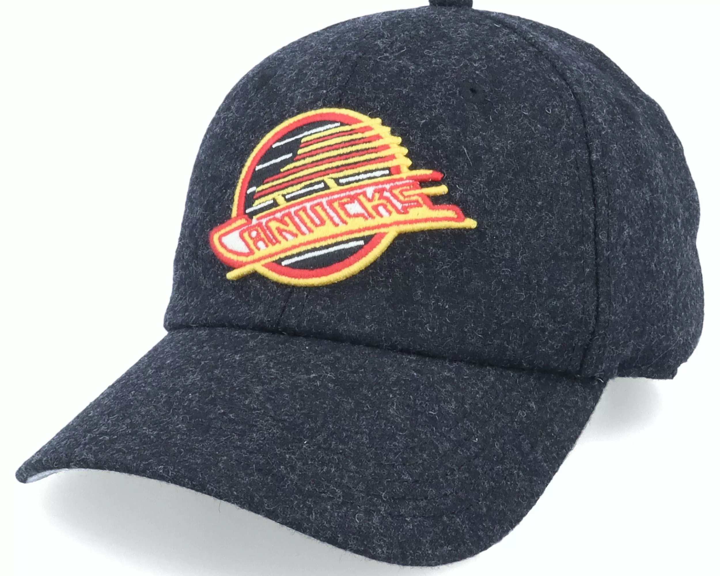 American Needle Vancouver Canucks Nhl Archive Legend Black Dad Cap - -Unisex Dad Cap