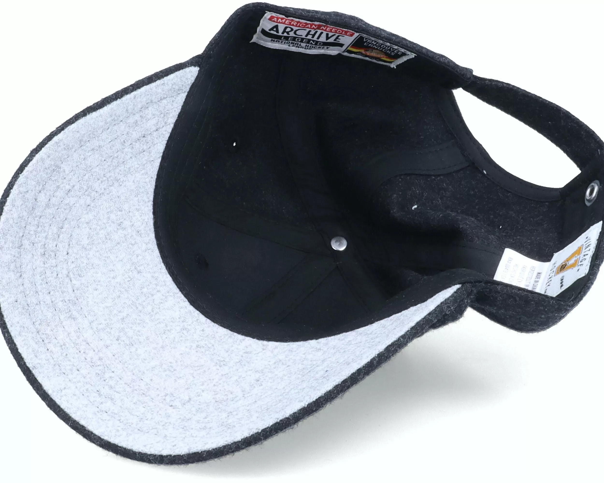 American Needle Vancouver Canucks Nhl Archive Legend Black Dad Cap - -Unisex Dad Cap
